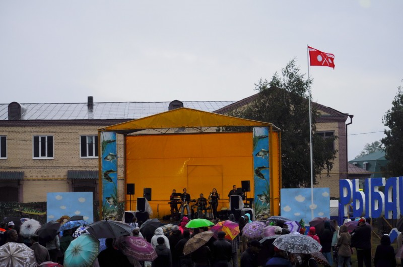 Группа Мёд на праздновании дня города. Тетюши, Татарстан.